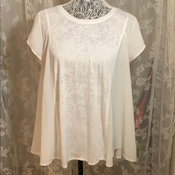 Sheer hi-low a line blouse - Picture 7 of 8